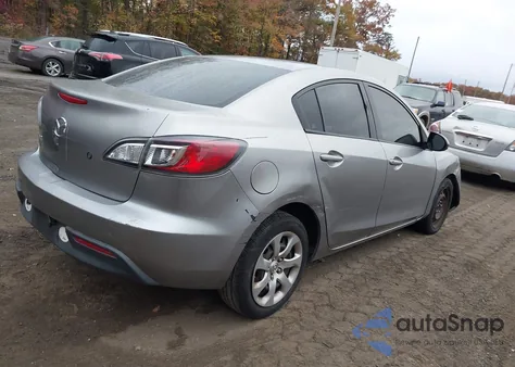2011 Mazda Mazda3 I Sport from USA, damaged, VIN JM1BL1UFXB1378943